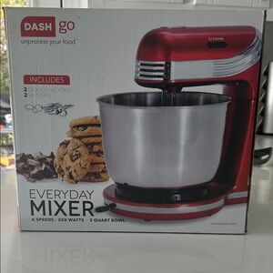 NIB Dash go Red Everyday Mixer